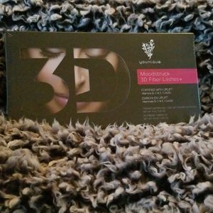 Younique 3D Moodstruck Fiberlash Mascara